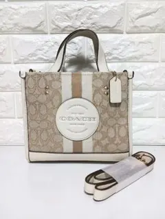 COACH*ハンドバッグ*ホワイト