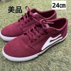 Item thumbnail for item 7452157f-e6e3-428c-a306-7ddd441b40bd