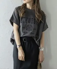 Bonjour Sagan カレッジ刺繍ピグメントスウェットTシャツのサムネイル