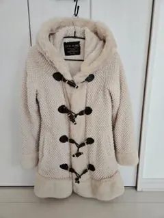 【CECI McBEE】 ファー付き フード付き ベージュ色 ダッフルコート