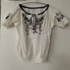 LOWRYS FARM刺繍入りホワイト半袖ブラウス