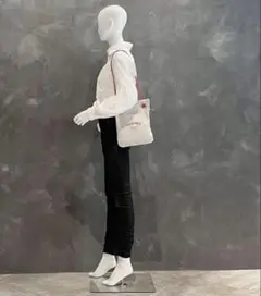サコッシュ レザー ショルダーバッグ
