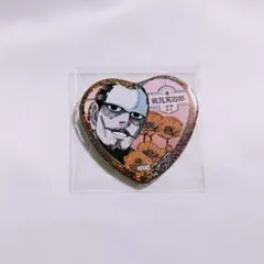 ゴールデンカムイ　鶴見篤四郎　愛です缶バッジ　ゴールデンカムイ展　ハート缶バッジ