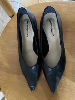 LAUTREAMONT ブラック ポインテッドトゥパンプス　サイズ38