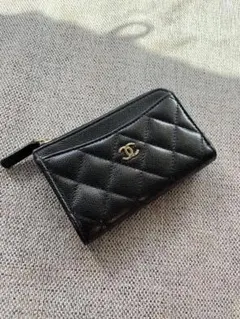 CHANEL ブラック キャビアスキン　レザー フラグメントケース　財布