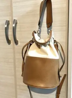 Dolce.バイカラー巾着バッグ beige ayakoのサムネイル