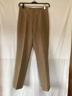 ベージュ　スラックス レディース　新品同様