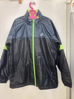 adidas アディダス　ジャンパー　140㎝