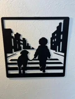 少年と犬のウォールアート｜街並み・散歩・後ろ姿｜3Dプリント インテリア