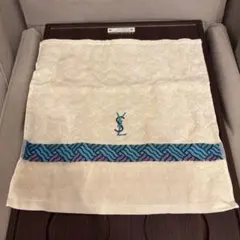 値下げ　未使用　Yves Saint Laurent タオルハンカチのサムネイル