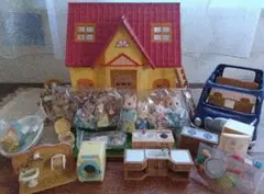 シルバニアファミリー まとめて　 おままごと　写真に入りきらない部品は2枚目〜
