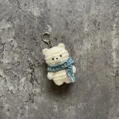 マフラーしろくまのあみぐるみキーホルダー
