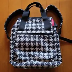 Item thumbnail for item 9e6c48fe-9668-4c1f-bfc5-296cee57bced