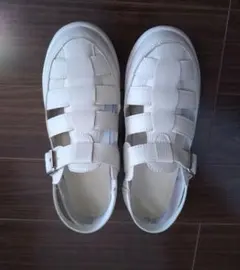 しまむら　軽量サンダルのサムネイル