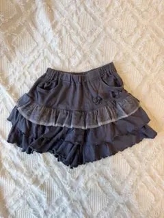 BeBe フリル付きショートパンツ 130cm グレー べべ