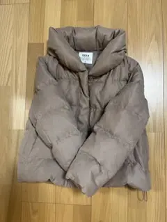 ikka ダウンジャケット ベージュ Mサイズのサムネイル