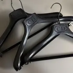 Dior home ハンガー　3本セット