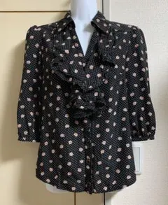 CECIL Mc BEE 胸元フリル 花柄7分丈ブラウス