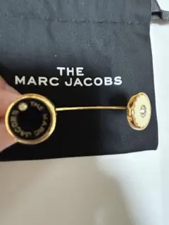 MARC JACOBS ゴールドオープンバングルのサムネイル