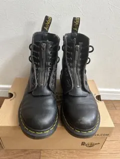 ⭐︎ドクターマーチン　ブーツ　8ホール　ブラック　ジッパー　24cm⭐︎