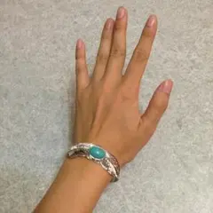 インディアン 真ん中大きなターコイズバングル