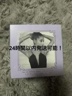 Ari by Ariana Grande オードパルファム 30mlのサムネイル