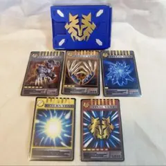 プロップ風　仮面ライダー王蛇　カードデッキ　アドベントカード5枚付属 プロップ風 仮面ライダー王蛇 カードデッキ アドベントカード5枚付属