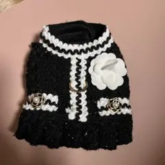 韓国犬用服　ツイード　カメリア　ハーネス一体型