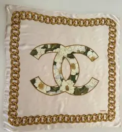 CHANEL シルクスカーフ フラワーゴールド