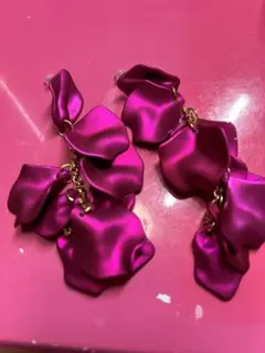 Item thumbnail for item 7a84eb79-dd7a-41a8-8575-205d399aa8b0