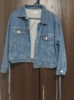 Item thumbnail for item d57a701b-7b95-42a7-b5ad-fdbdcb9f67dd