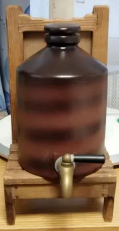 焼酎サーバー 木製台座付き 陶器製