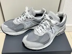 new balance スニーカー　2002R