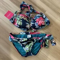 Item thumbnail for item 4647c18b-2df4-45c8-be36-118d59f5ef46