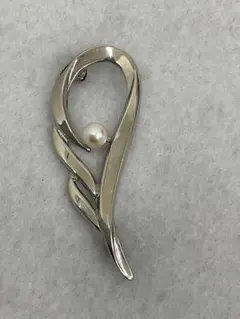 13.964【ブローチ】ヴィンテージ　アンティーク　アクセサリー