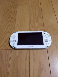 PS VITA PCH2000　ライトブルー×ホワイト　ジャンク