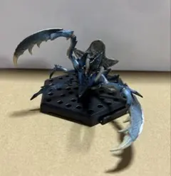 超造形魂 モンスターハンター （ショウグンギザミ亜種） - メルカリ