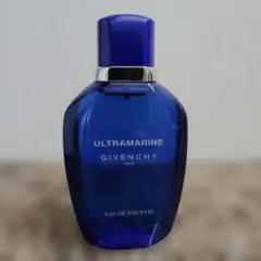 未使用 ジバンシー ウルトラマリン アイスキューブ 2本セット 30ml
