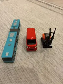 トミカ 3台セット 連節バス 郵便車 建機のサムネイル