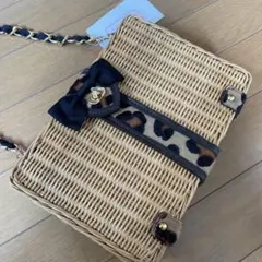 Item thumbnail for item 6fcf6b15-73ef-46af-bfe3-d6ee180de86a