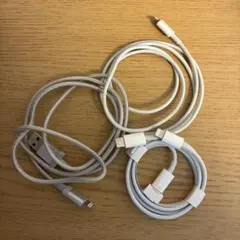 ケーブル　ライトニング to USB-type C2本、type A1本