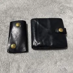 イルビゾンテ黒 レザー 二つ折り財布 三つ折りキーケース　ボタン式