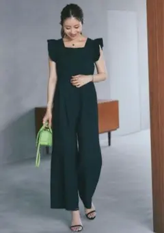 ノスタルジア　ショルダーフリルオールインワン　ブラック　M