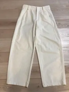 ZARAパレルパンツ　白M