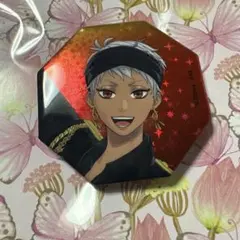 ツイステ　ホログラム缶バッチ　カリム