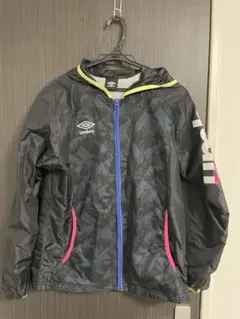 umbro ウィンドブレーカー