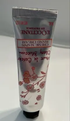 L'OCCITANE チェリーブロッサム ハンドクリーム 30ml