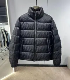 ブラックダウンジャケット