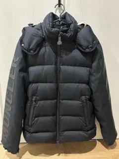 2026年最新】モンクレール オフホワイト コラボの人気アイテム - メルカリ