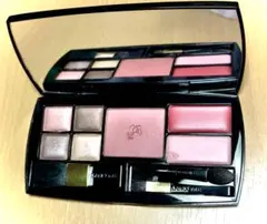 ランコム Lancome テンダー ボヤージュ　メイクアップパレットのサムネイル